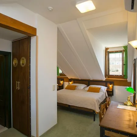 Diana Otel Split